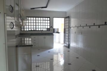 Alugar Casas / Padrão em São José do Rio Pardo R$ 2.000,00 - Foto 17 Alugar Casas / Padrão em São José do Rio Pardo R$ 2.000,00 - Foto 17