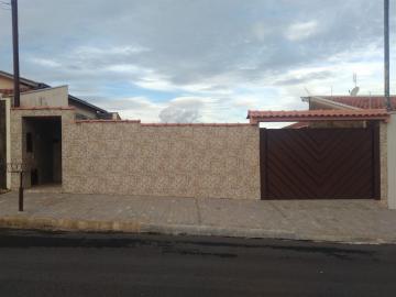 Alugar Casas / Padrão em São José do Rio Pardo. apenas R$ 270.000,00