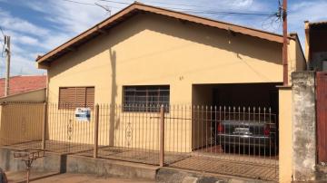 Alugar Casas / Padrão em São José do Rio Pardo. apenas R$ 400.000,00