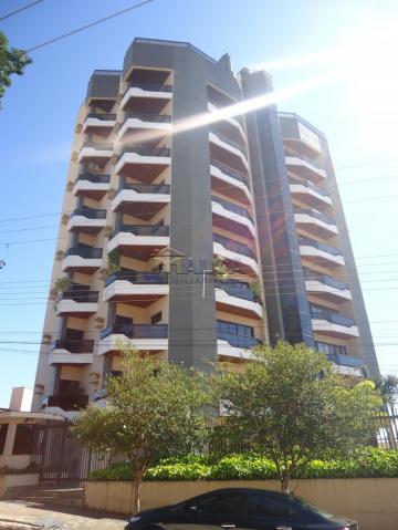 Alugar Apartamentos / Padrão em São José do Rio Pardo. apenas R$ 750.000,00