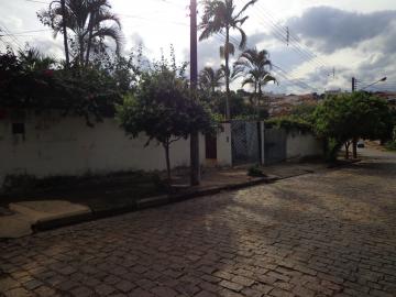 Alugar Casas / Padrão em São José do Rio Pardo. apenas R$ 800.000,00