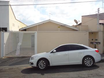 Imóvel residencial ou comercial todo reformado, de excelente acabamento e em ótima localização.