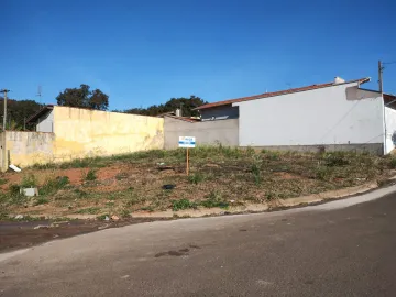 Alugar Terrenos / Padrão em São José do Rio Pardo. apenas R$ 106.000,00