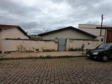 Alugar Casas / Padrão em São José do Rio Pardo. apenas R$ 430.000,00