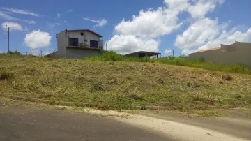 Alugar Terrenos / Padrão em São José do Rio Pardo. apenas R$ 110.000,00