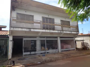 Alugar Casas / Padrão em São José do Rio Pardo. apenas R$ 265.000,00