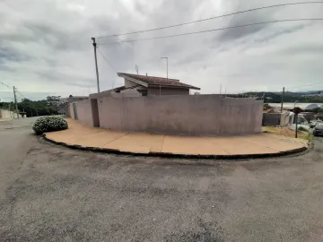 Alugar Casas / Padrão em São José do Rio Pardo. apenas R$ 1.300,00