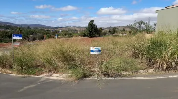 Alugar Terrenos / Padrão em São José do Rio Pardo. apenas R$ 130.000,00