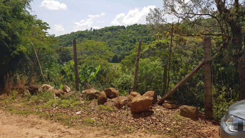 Alugar Rurais / Chácaras em São José do Rio Pardo. apenas R$ 318.000,00