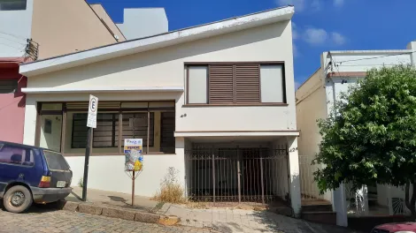 Alugar Casas / Padrão em São José do Rio Pardo. apenas R$ 300.000,00