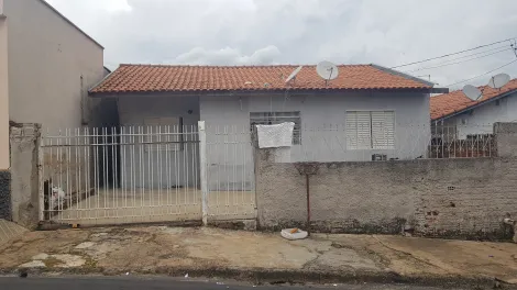 Alugar Casas / Padrão em São José do Rio Pardo. apenas R$ 234.000,00